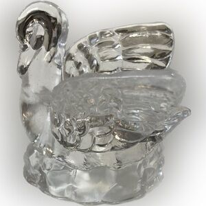 Elegant Clear Glass Swan Figurine